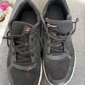 Men's Black Athletic Shoes